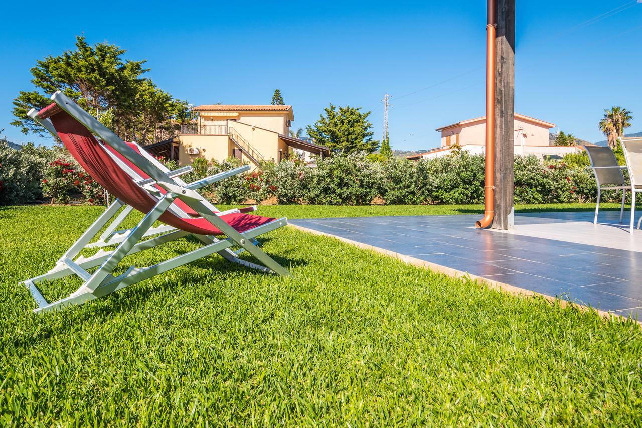 Villa Pasquale...Immersa Nella Tranquillita' Lascari Exterior foto
